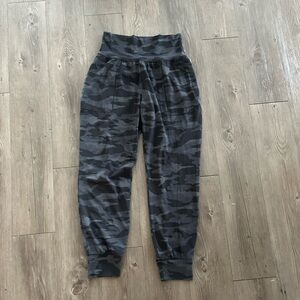 Athleta Jogger Pants